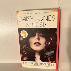 Daisy jones and the sixth